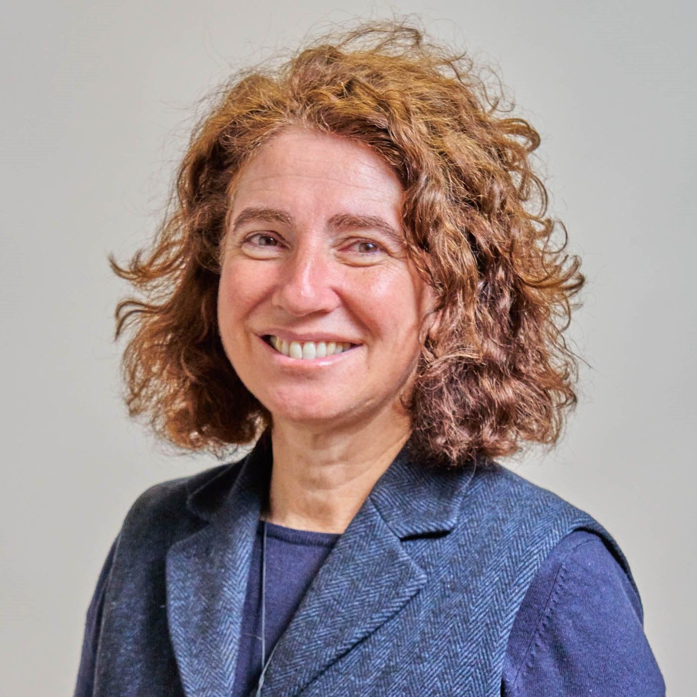 6. Elvira Sánchez
