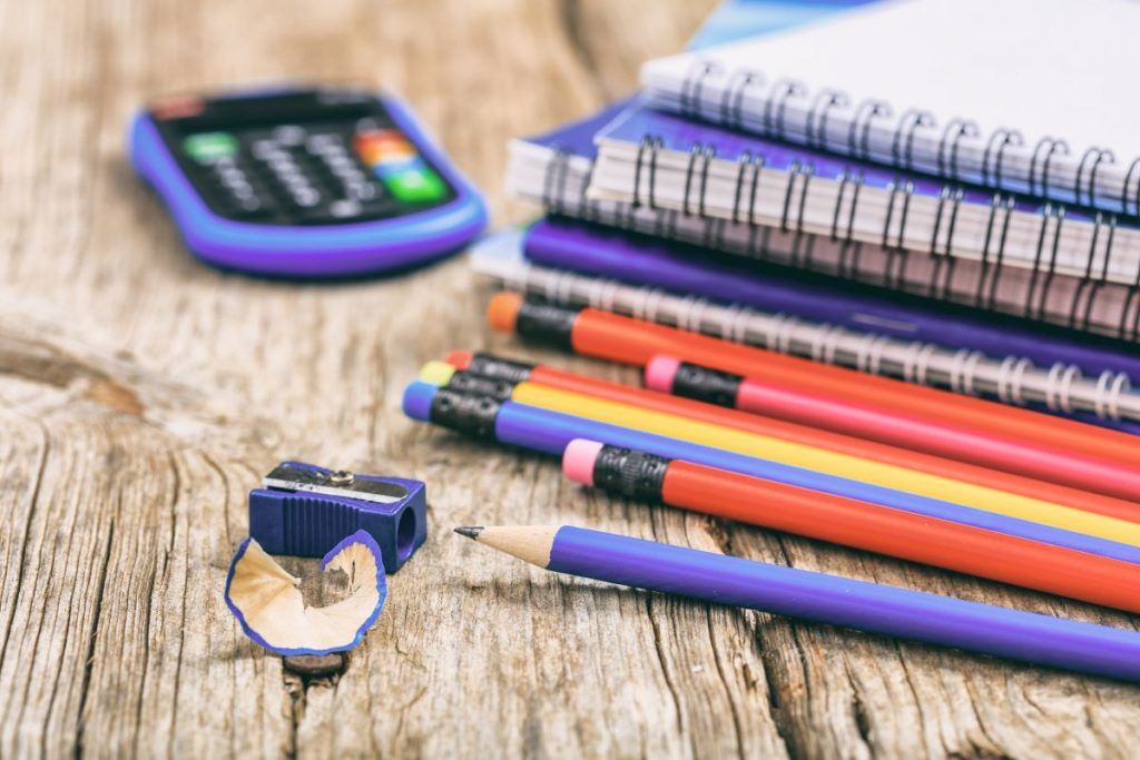 school-supplies-on-wooden-background-2022-12-16-12-16-29-utc-1024x683