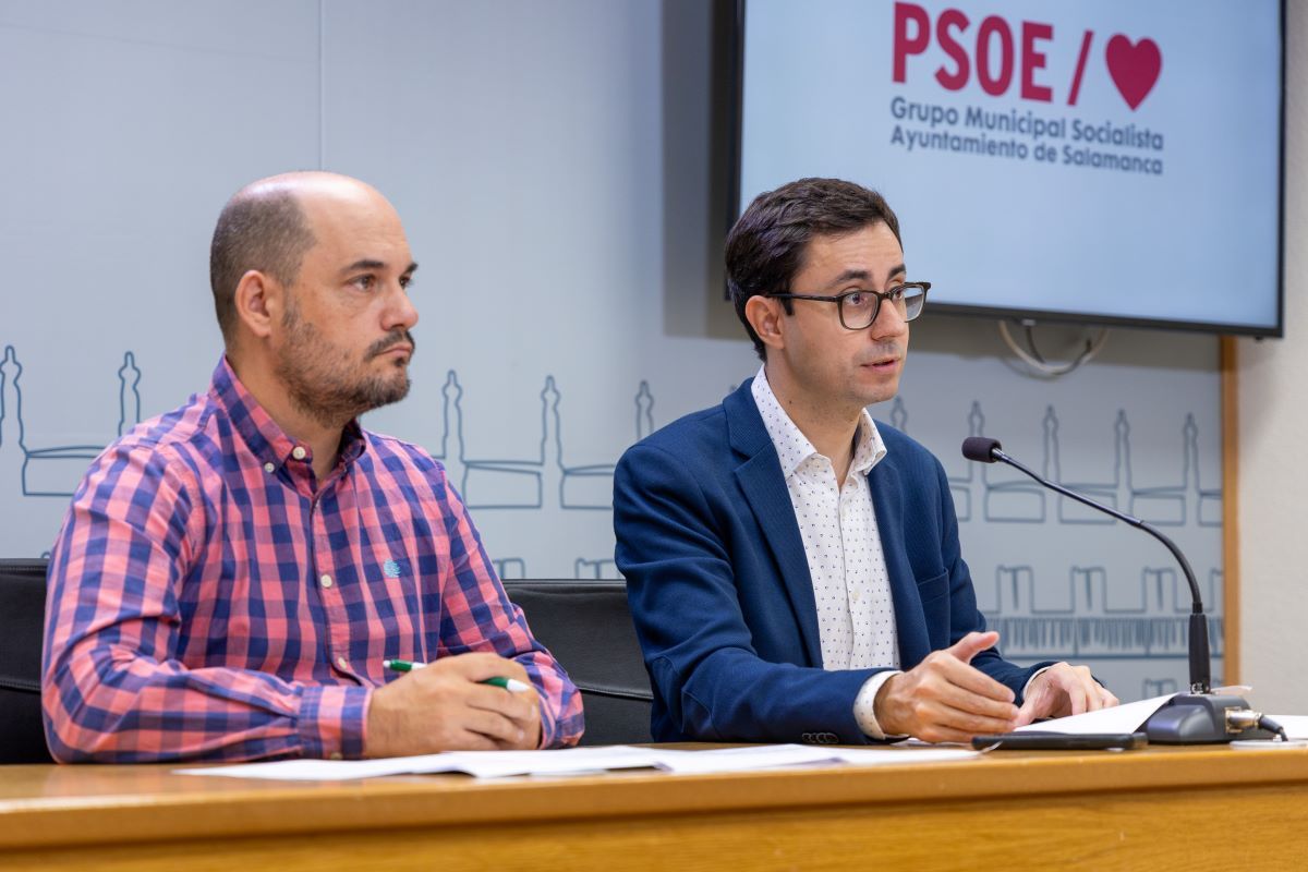 Chema Collados y José Luis Mateos, durante su comparecencia ante la prensa | Foto PSOE