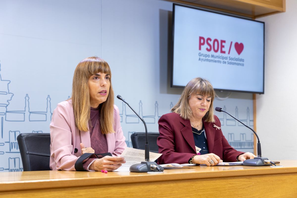 María Sánchez y María García, durante la rueda de prensa | Foto PSOE