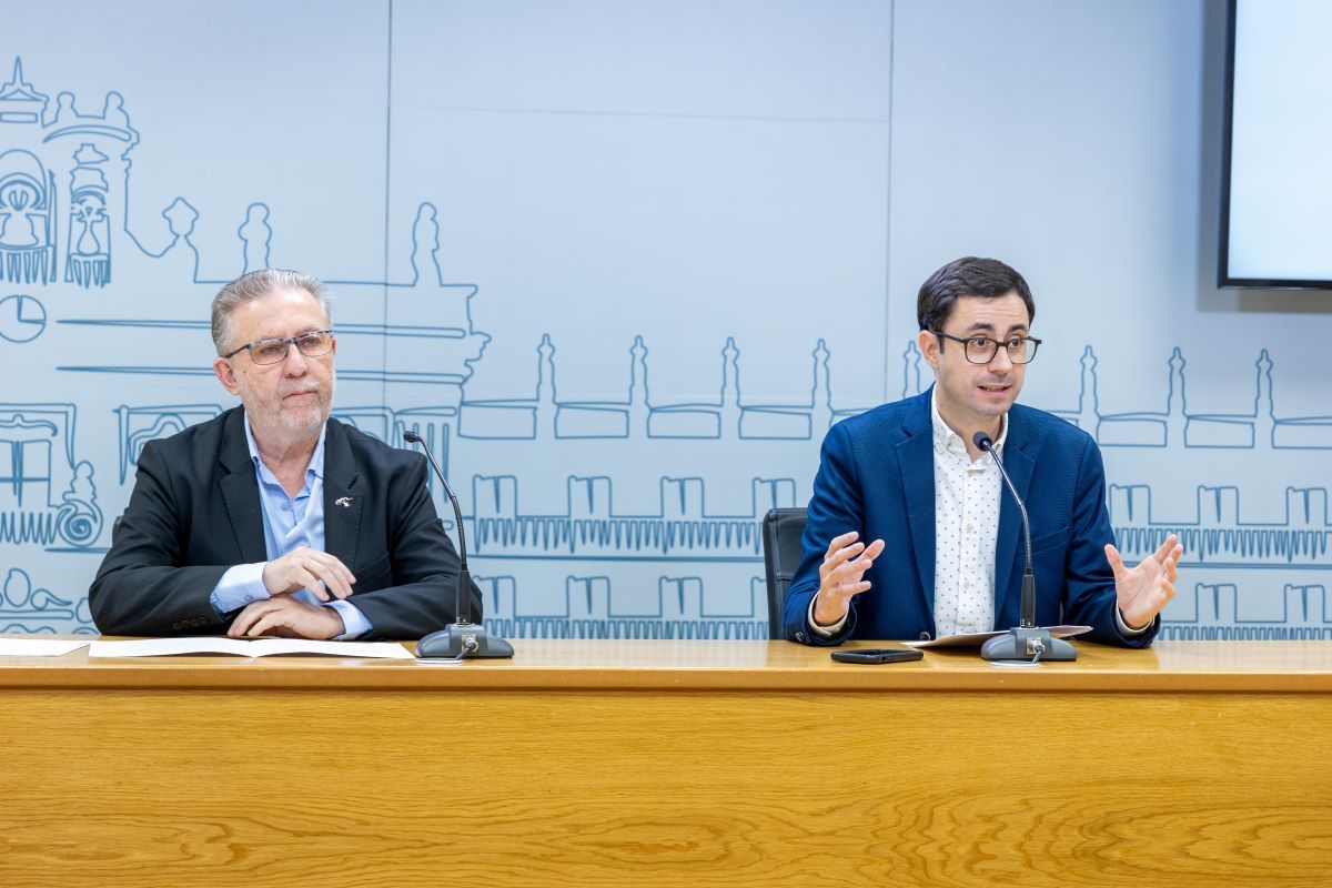 Fidel Francés y José Luis Mateos, durante la rueda de prensa