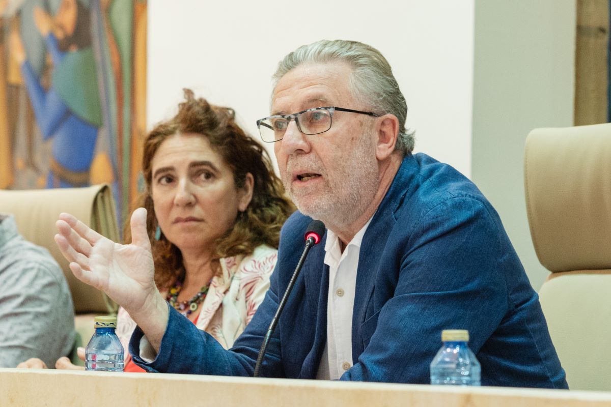 El concejal Fidel Francés, durante la intervención en el Pleno