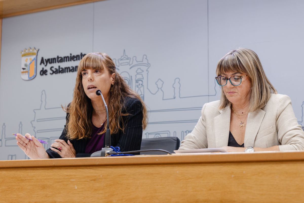 María Sánchez y María García durante la rueda de prensa